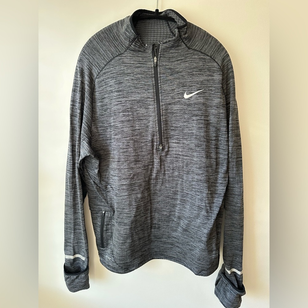 Nike Men’s Heathered Gray Quarter-Zip Pullover